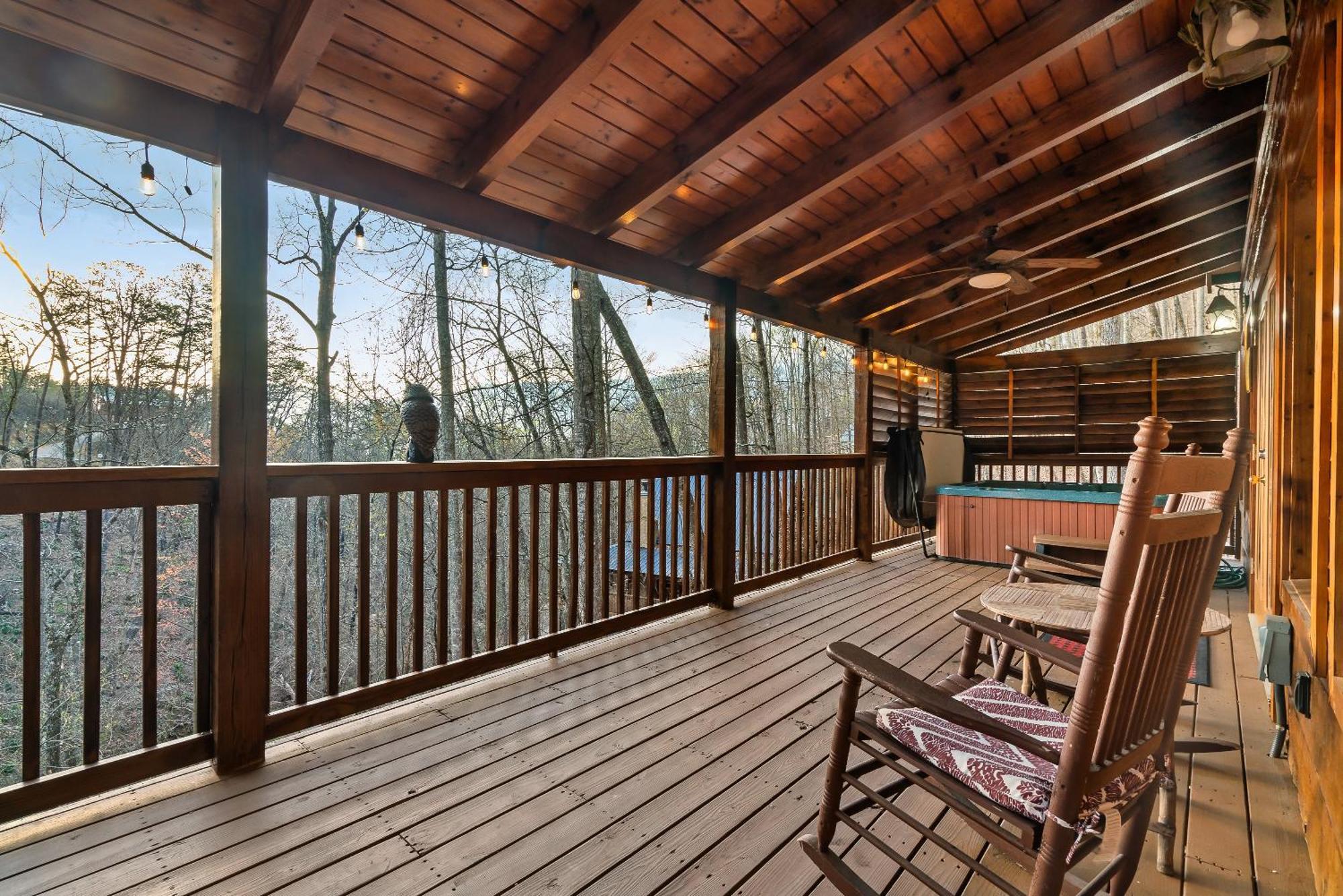 Hébergement de vacances Private! Hot Tub, Views, & Games Sevierville